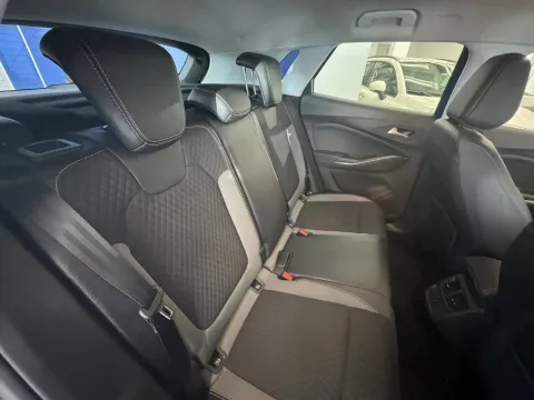 Opel Grandland X 1.5 ecotec Design Line s&s 130cv at8 - Immagine 16