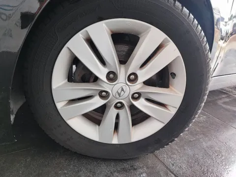 Hyundai ix20 1.4 crdi Comfort 90cv - Immagine 20