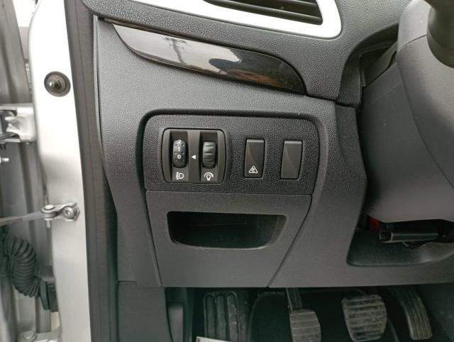 Renault Renault Scenic 1.5 dci energy s&s 110cv - Immagine 3