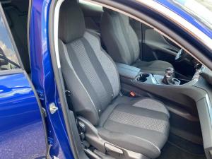 Peugeot 3008 3008 1.2 PureTech turbo Active s&s 130cv - Immagine 5