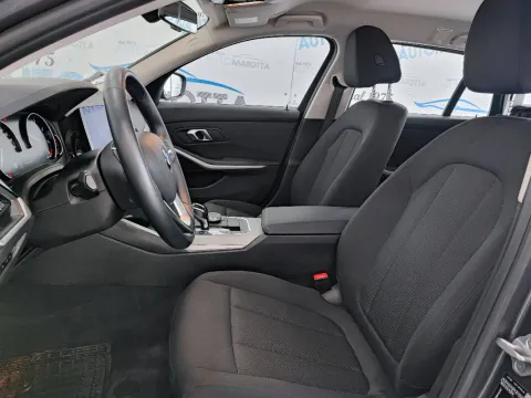 BMW 318d Touring Business Advantage auto - Immagine 10