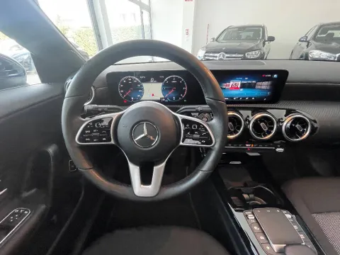 Mercedes CLA Shooting Brake 180 d Business auto - Immagine 26
