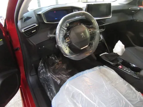 Peugeot 208 1.2 puretech Allure Pack s&s 75cv - Immagine 8