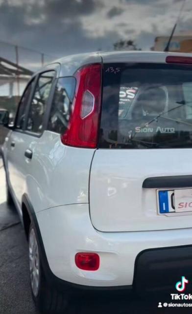 Fiat Fiat Panda 1.0 firefly hybrid s&s 70cv - Immagine 5