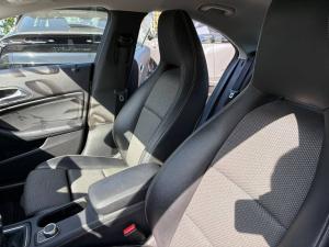 Mercedes Classe CLA 180 d Premium FL - Immagine 9
