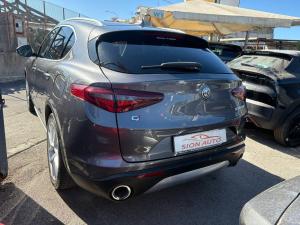 Alfa Romeo Stelvio 2.2 t Business Q4 210cv auto - Immagine 4