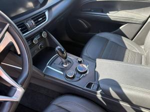 Alfa Romeo Stelvio 2.2 t Business Q4 210cv auto - Immagine 11