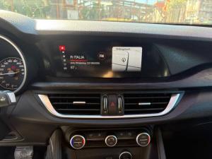 Alfa Romeo Stelvio 2.2 t Business Q4 210cv auto - Immagine 12