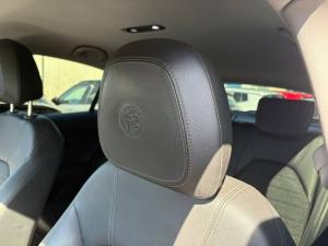 Alfa Romeo Stelvio 2.2 t Business Q4 210cv auto - Immagine 17