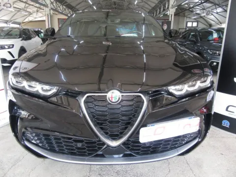 Alfa Romeo Tonale 1.5 hybrid Ti 160cv tct7 - Immagine 3