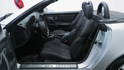Tesla Model Y Long Range Dual Motor awd - Immagine 8