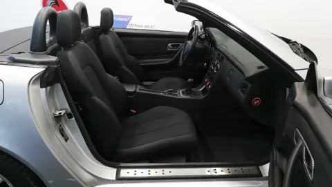 Tesla Model Y Long Range Dual Motor awd - Immagine 9