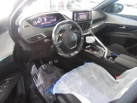 Peugeot 3008 1.2 puretech t GT s&s 130cv - Immagine 8