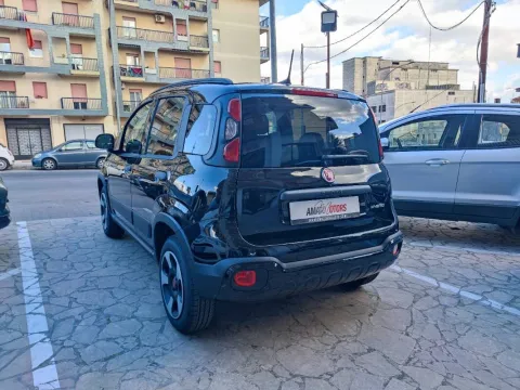 Fiat Panda 1.0 firefly hybrid Cross s&s 70cv 5p.ti - Immagine 6