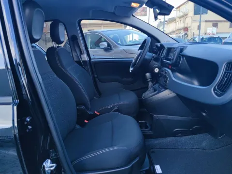 Fiat Panda 1.0 firefly hybrid Cross s&s 70cv 5p.ti - Immagine 10