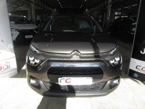 Citroen C3 1.2 puretech Shine s&s 110cv - Immagine 3