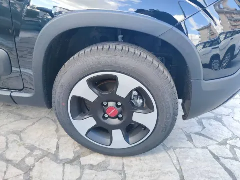 Fiat Panda 1.0 firefly hybrid Cross s&s 70cv 5p.ti - Immagine 17