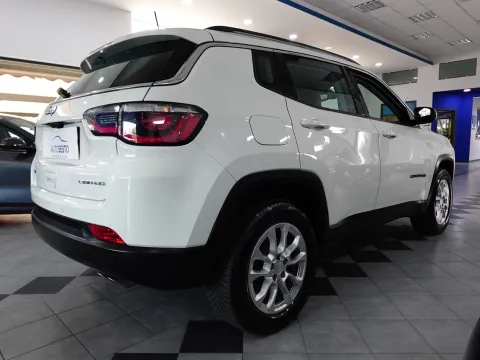 Jeep Compass 1.3 turbo t4 phev Limited 4xe at6 - Immagine 4