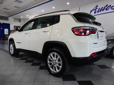 Jeep Compass 1.3 turbo t4 phev Limited 4xe at6 - Immagine 5