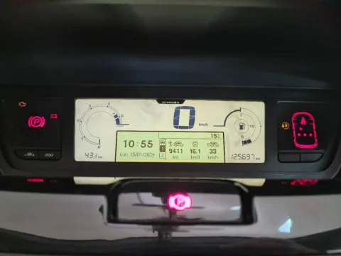Citroen C4 Picasso 1.6 hdi Business 110cv - Immagine 14