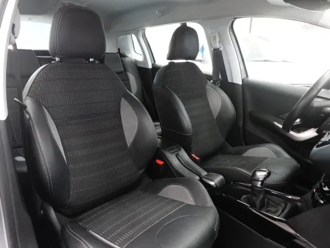 Peugeot 2008 1.5 bluehdi Allure s&s 100cv 5marce - Immagine 25