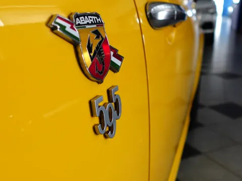Abarth 595 1.4 t-jet Pista 160cv - Immagine 12