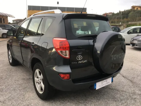 Mitsubishi L200 d.cab 2.5 di-d Intense Plus 178cv N1 E5 - Immagine 6