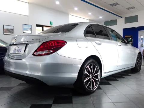 Mercedes C 220 d Business 4matic auto - Immagine 4