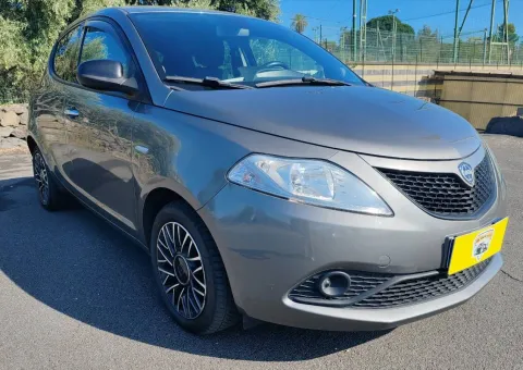 Lancia Ypsilon 1.3 mjt Mya s&s 95cv - Immagine 1