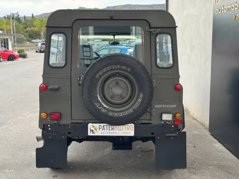 Land Rover Defender 90 2.5 td County SW - Immagine 4