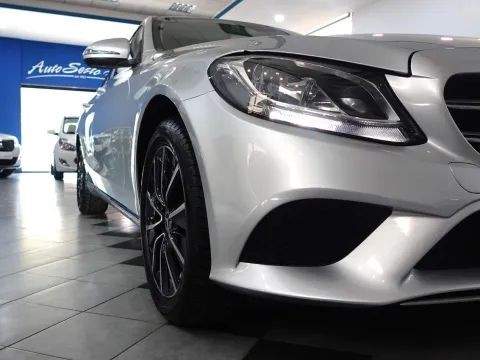 Mercedes C 220 d Business 4matic auto - Immagine 12