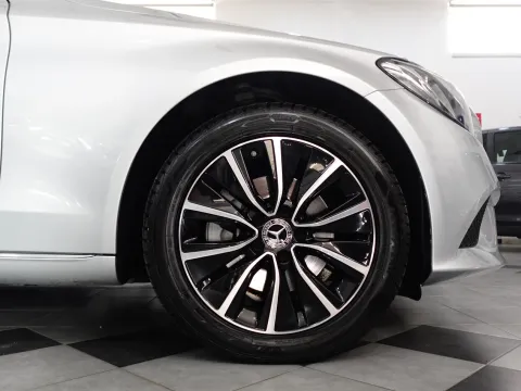 Mercedes C 220 d Business 4matic auto - Immagine 13