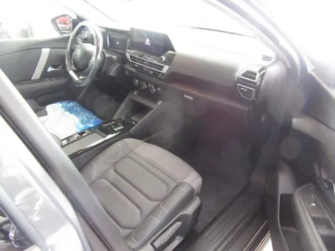 Citroen C4 X 1.5 bluehdi Max s&s 130cv eat8 - Immagine 9