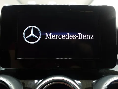 Mercedes C 220 d Business 4matic auto - Immagine 17