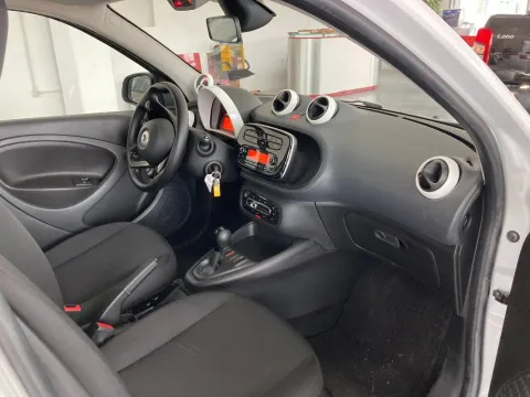 Fiat 500X 1.3 T4 Cross 150cv dct - Immagine 7