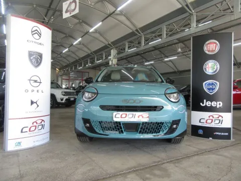 Fiat 600 1.2 hybrid La Prima 110cv auto - Immagine 1