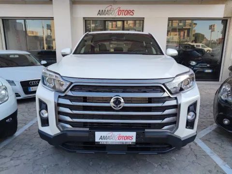 Ssangyong Rexton Sports XL 2.2 e-xdi Road 4wd - Immagine 2