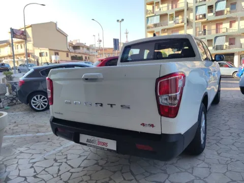 Ssangyong Rexton Sports XL 2.2 e-xdi Road 4wd - Immagine 4