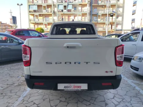 Ssangyong Rexton Sports XL 2.2 e-xdi Road 4wd - Immagine 5
