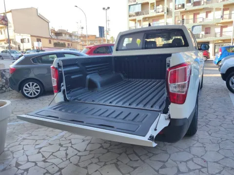 Ssangyong Rexton Sports XL 2.2 e-xdi Road 4wd - Immagine 16