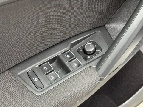 Volkswagen Tiguan 1.6 tdi Business 115cv - Immagine 15