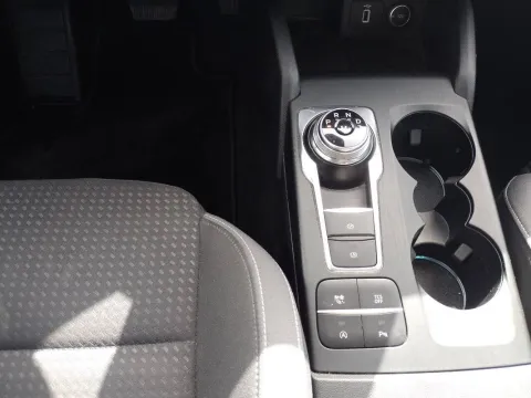 Alfa Romeo Junior 1.2 ibrida 145cv edct6 - Immagine 9