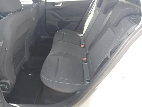 Alfa Romeo Junior 1.2 ibrida 145cv edct6 - Immagine 10