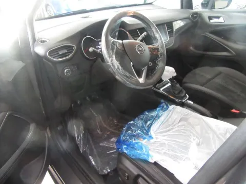 Opel Crossland 1.2 Ultimate s&s 110cv - Immagine 8