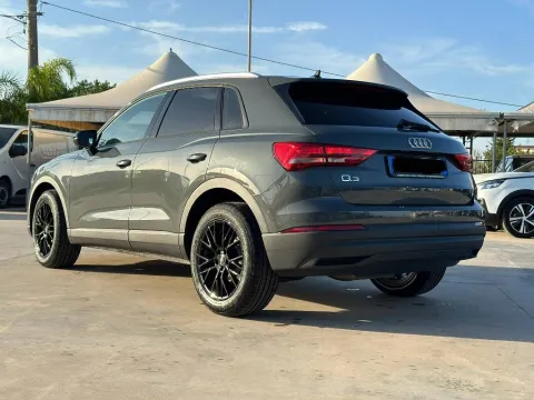 Audi Q3 35 2.0 tdi Business s-tronic - Immagine 7