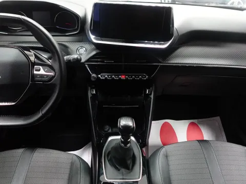 Peugeot 2008 1.2 puretech Allure s&s 100cv - Immagine 17