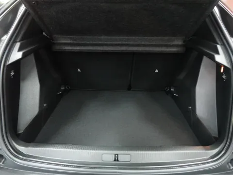 Peugeot 2008 1.2 puretech Allure s&s 100cv - Immagine 30