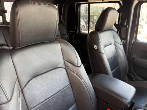 Jeep Gladiator 3.0 V6 Overland 4wd auto - Immagine 16