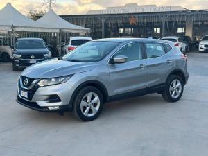 Nissan Qashqai 1.5 dci Business 115cv - Immagine 1