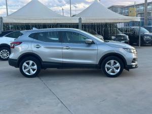 Nissan Qashqai 1.5 dci Business 115cv - Immagine 4